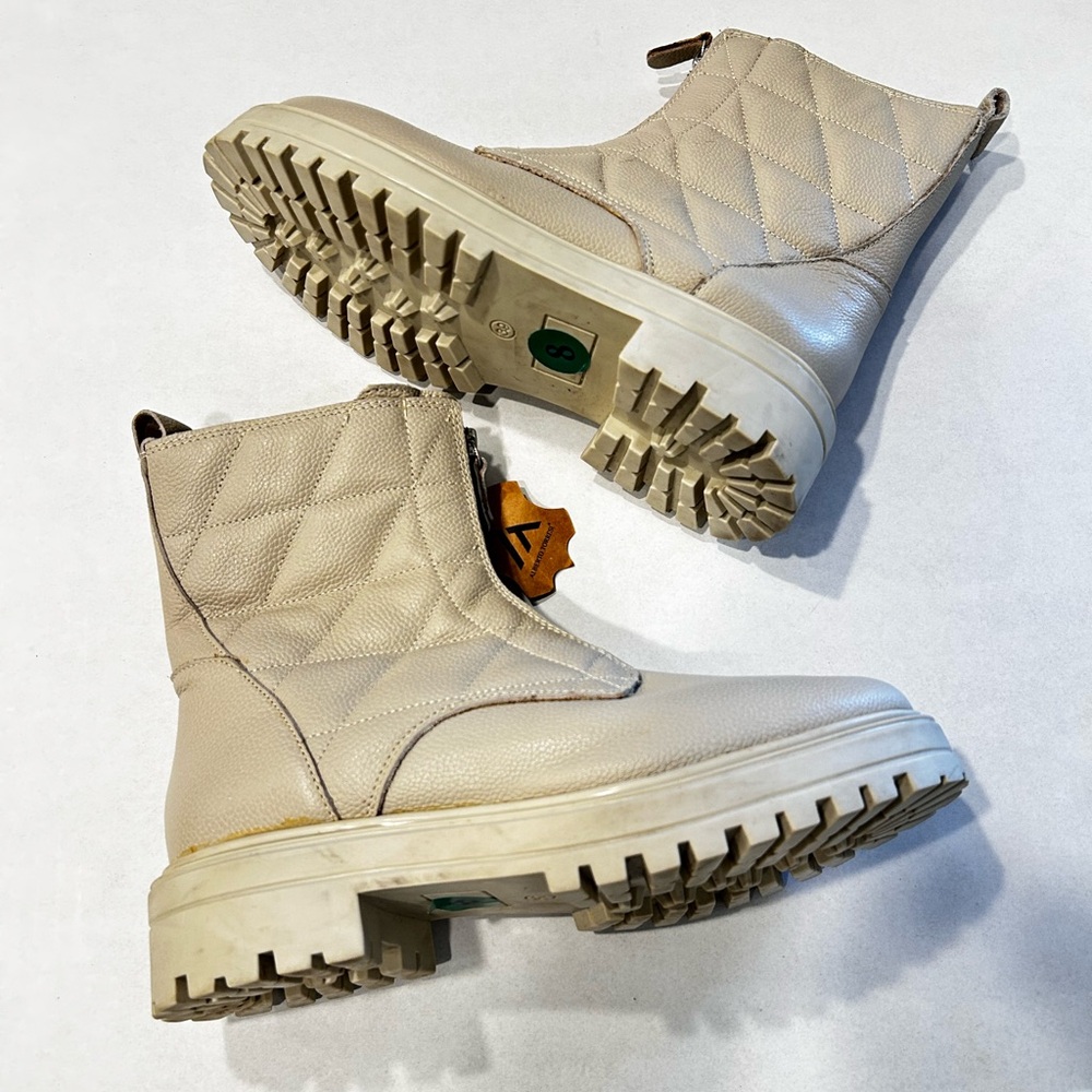 Alberto Torresi Gray-Beige Quilted Leather Zip-Up‎ Chelsea Ankle Boots Sz 8